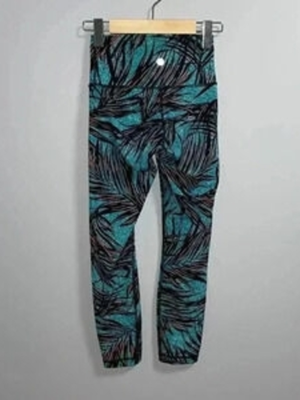 lululemon athletica Teal & Black Leaf-Print High-Rise Leggings - Picture 4 of 4
